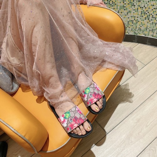 Womens Slippers