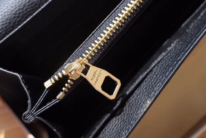 61182# Purse Wallet