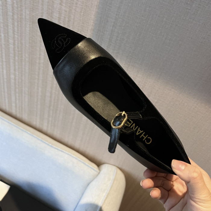 Womens Shoes