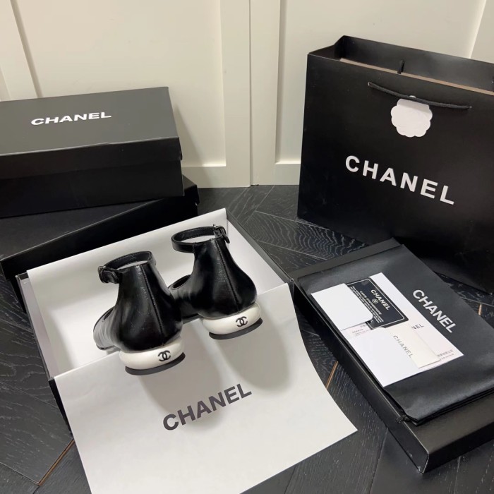 Womens Shoes