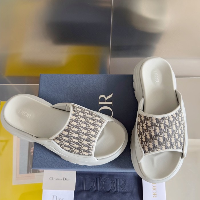 LK# High Quality Mens Slippers