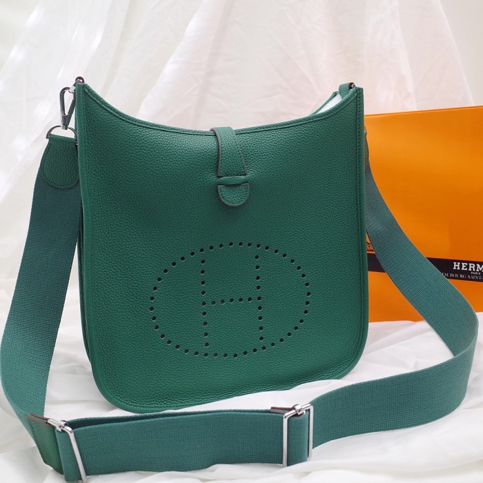 HML# High Quality Messenger Bag 28cm
