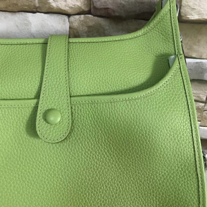 HML# High Quality Messenger Bag 28cm