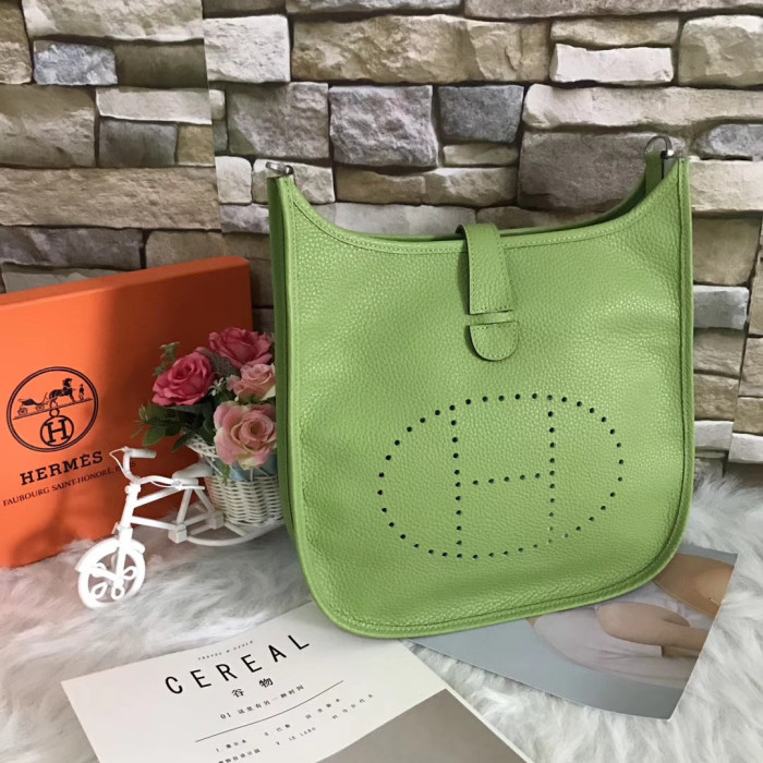HML# High Quality Messenger Bag 28cm