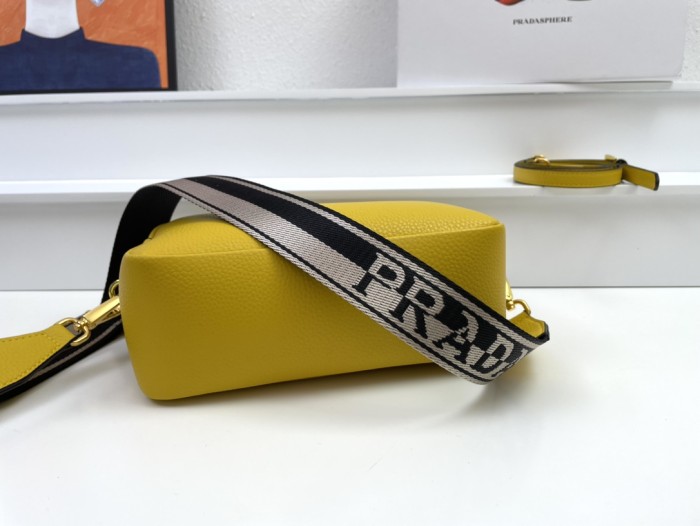 HML# High Quality Womens Messenger Bag 22*14*8CM