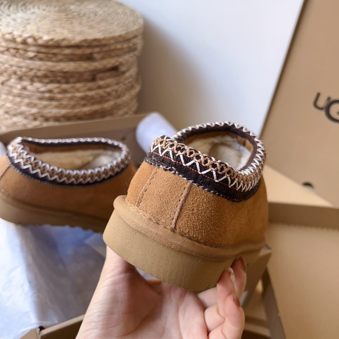 KXX# Slippers
