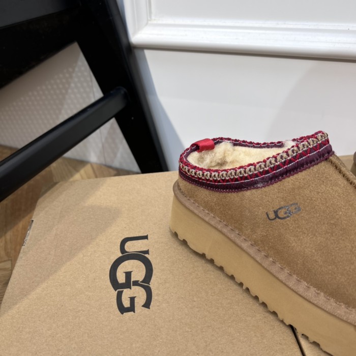KXX# Slippers
