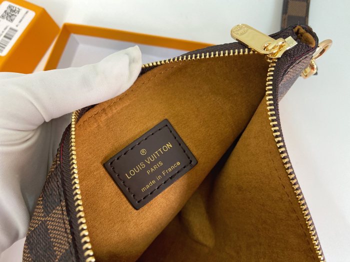YB 63447# Clutch 23*16CM