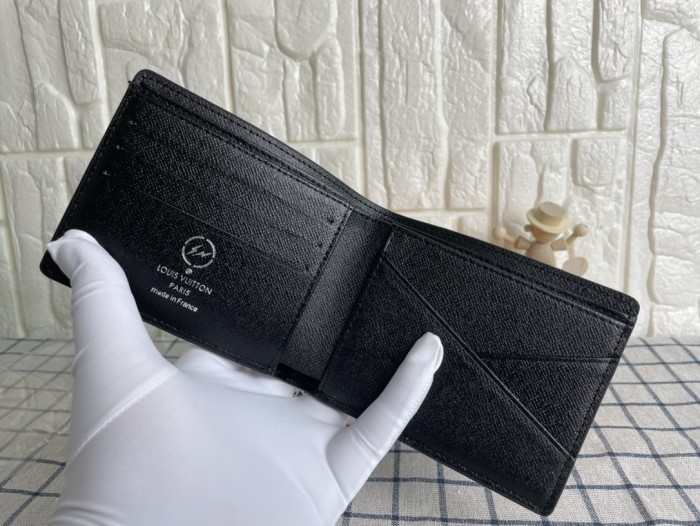 YB 60895# Wallet