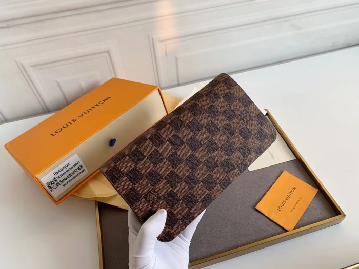 YB 20012# Wallet