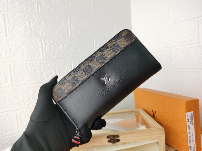 YB 666066# Wallet