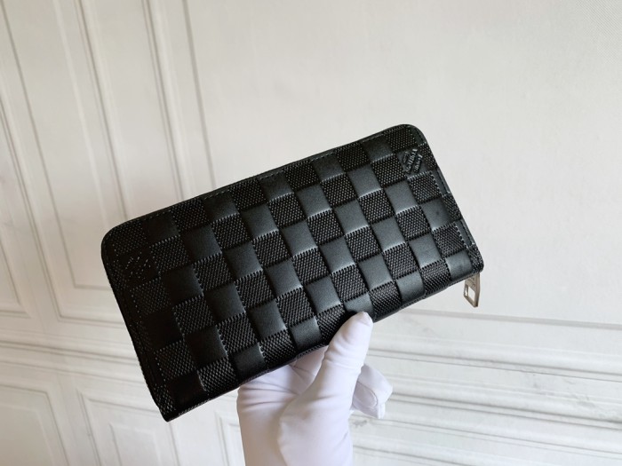 YB 60017# Wallet