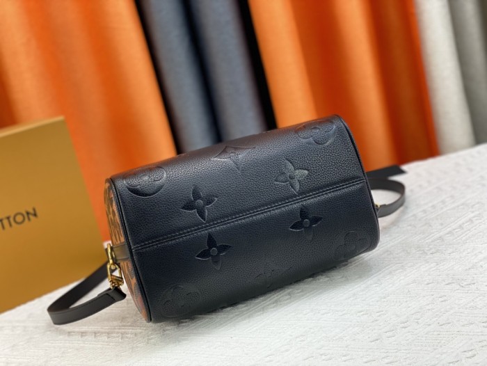 YB 45840# Womens Shoulder Bag Messenger bag 25.0 x 19.0 x 15.0CM