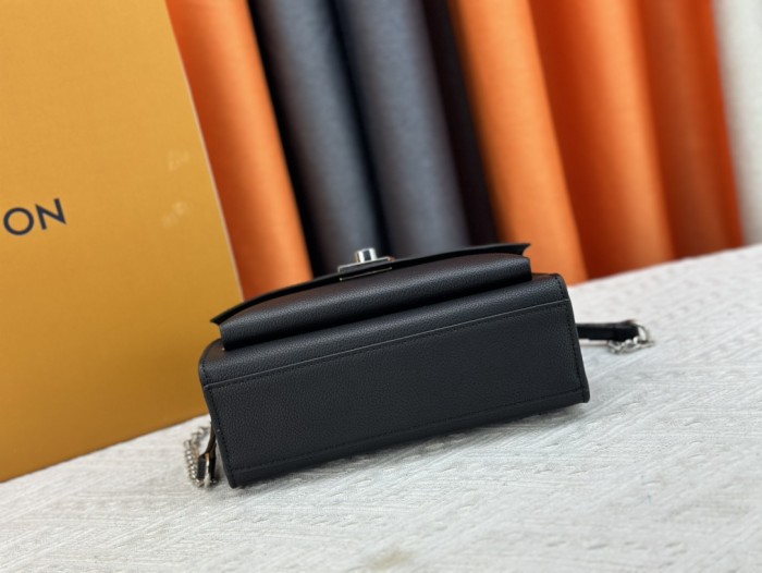 YB 51418# Womens Shoulder Bag Messenger bag 22.5 x 17.0 x 5.5CM