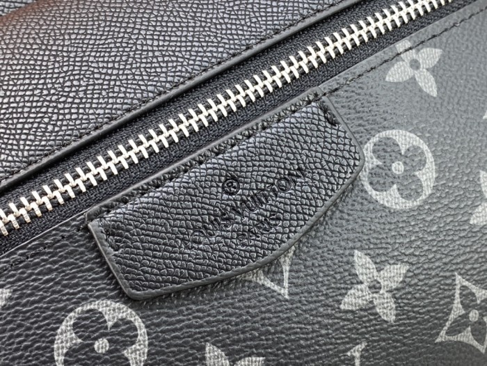 YB 30233# Mens Messenger bag 25x20x10.5CM