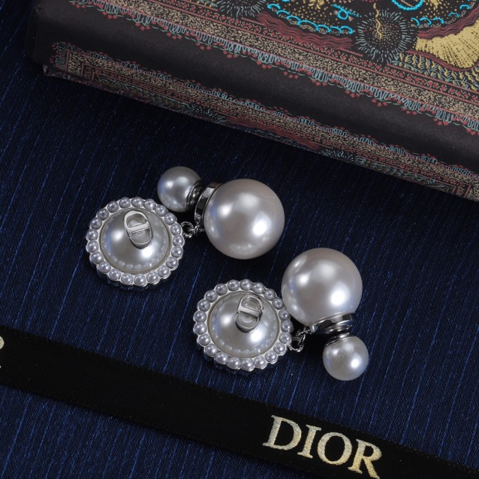 D Earrings