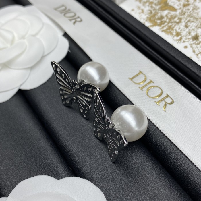 D Earrings