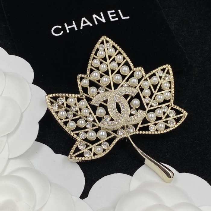 Brooch