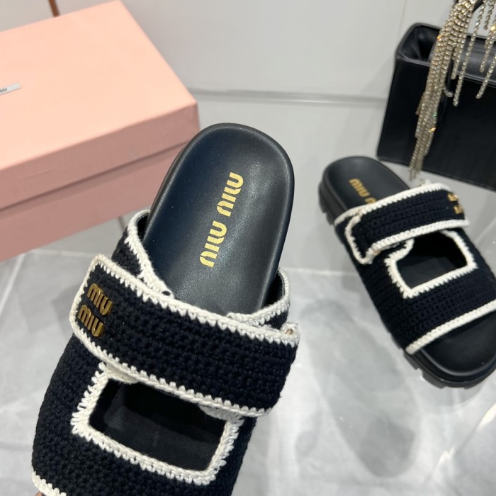 LK# High Quality Womens Slippers
