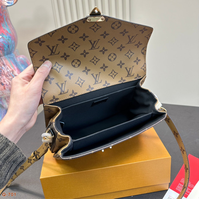 MZ# High Quality Womens Messenger Bag 24*18cm