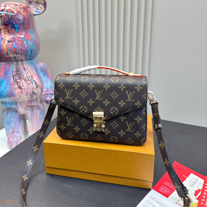 MZ# High Quality Womens Messenger Bag 24*18cm
