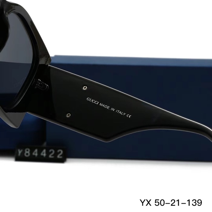 84422# Sunglasses