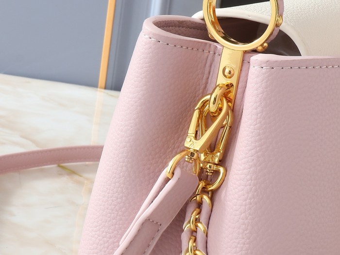 AA# Womens Capucines Lovelock Chain Bag Messenger Bag