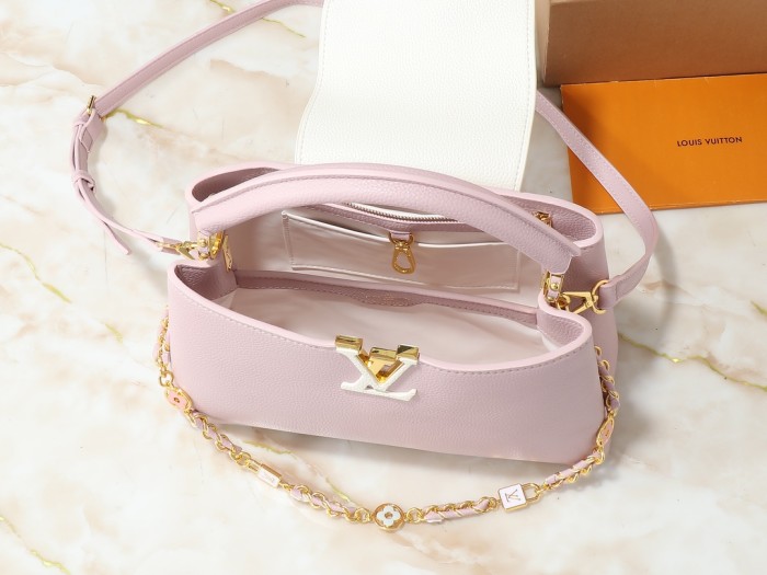 AA# Womens Capucines Lovelock Chain Bag Messenger Bag