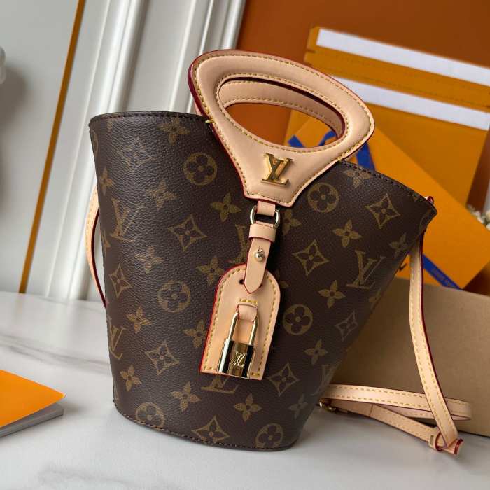 AA#  Womens Rivage Bucket Messenger Bag 12.0 x 18.0 x 7.0CM