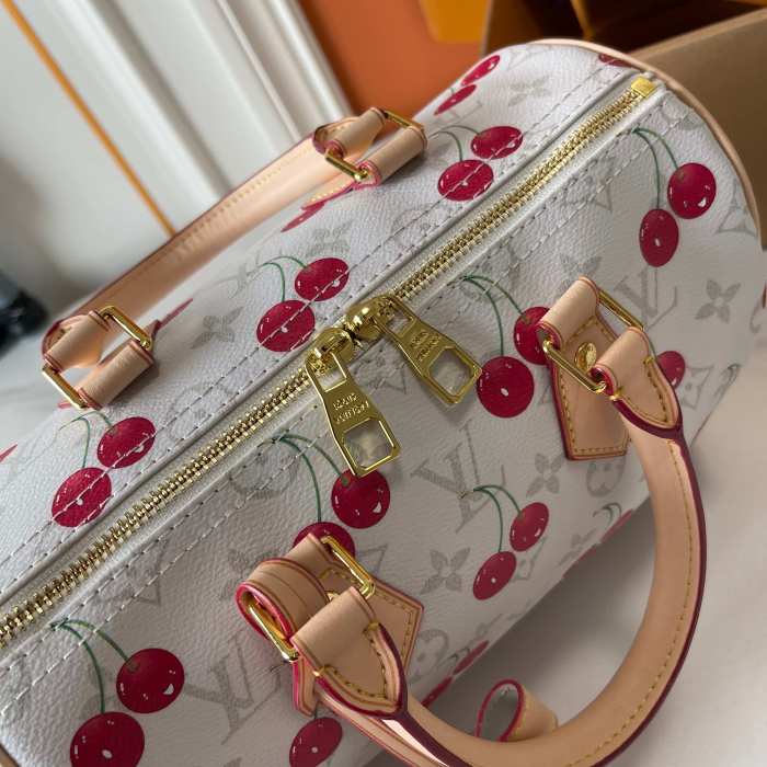 AA#  Womens Nano Speedy Messenger Bag