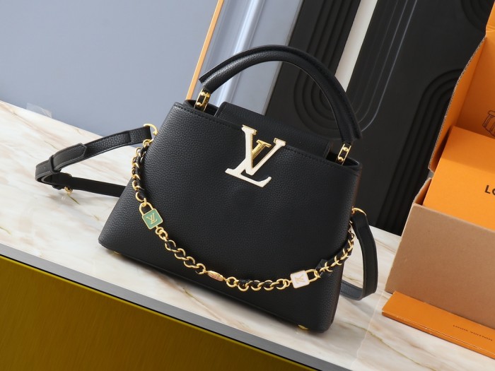 AA# Womens Capucines Lovelock Chain Bag Messenger Bag