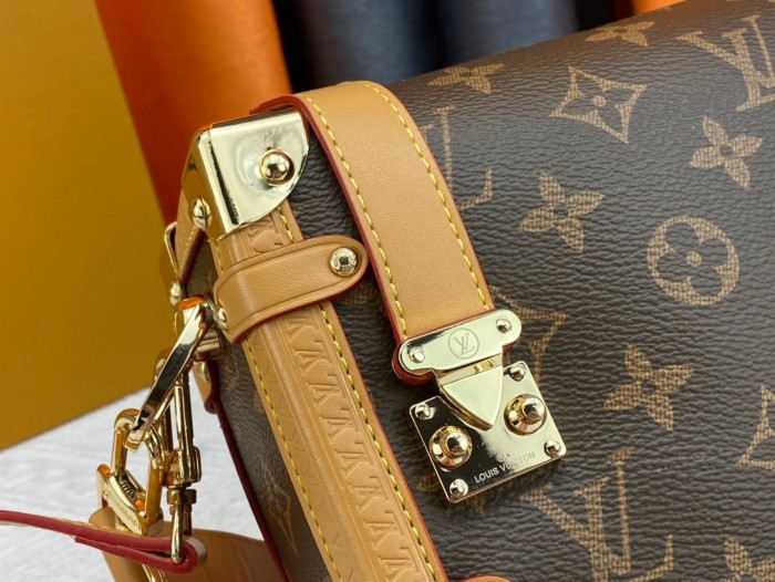 AA# Womens Side Trunk Bag Messenger Bag 21 x 14 x 6CM