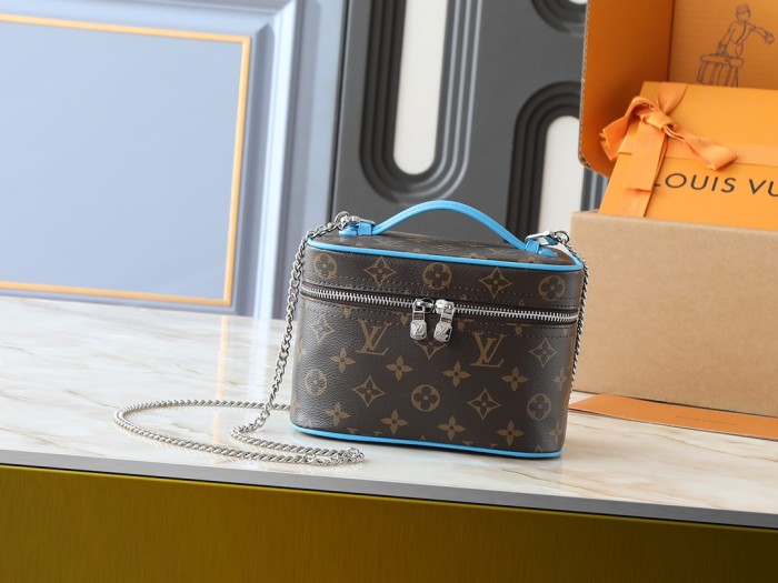 AA# Womens Cosmetic Bag