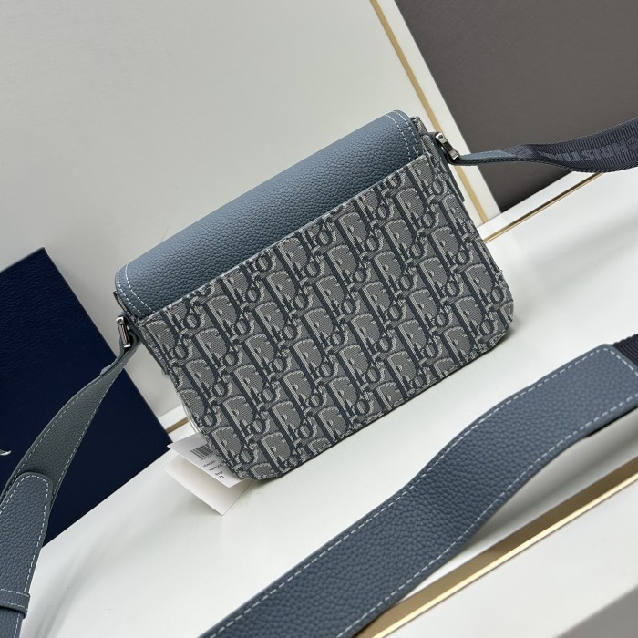 AAA# High Quality Unisex Saddle Bag 23 x 18 x 7CM