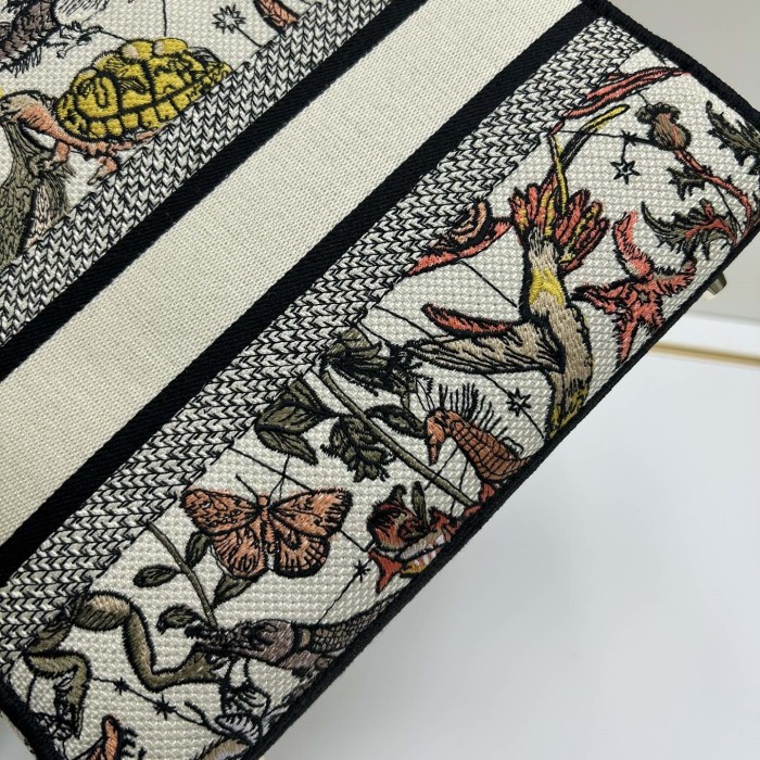 AAAAA# High Quality Womens Lady Embroideried Hand Bag Messenger Bag 24*20*11CM