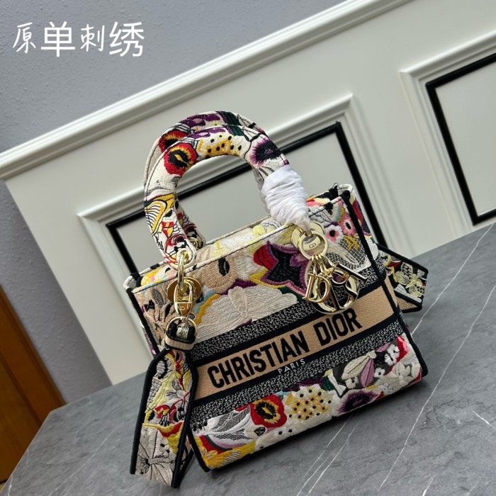 AAAAA# High Quality Womens Lady Embroideried Hand Bag Messenger Bag 24*20*11CM
