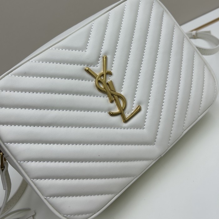 AAA# High Quality Womens Messenger Bag 23x16x7CM