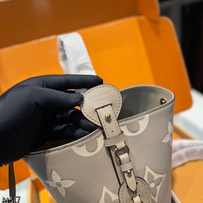 AAA# High Quality Womens Bucket Bag Hobo Bag  17*12*18CM