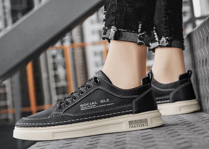 Casual leather shoes men's autumn 2021 new soft sole sports air cushion men's shoes winter British men's board shoes