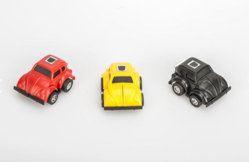 TRANSFORMERS G1 Reissue Red/Black/Yellow Bumblebee brand new Kids Toy Action Figure Free Shipping