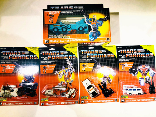New arrivial Transformers G1 Reissue Defensor Carded ver. Metal ver. brand new