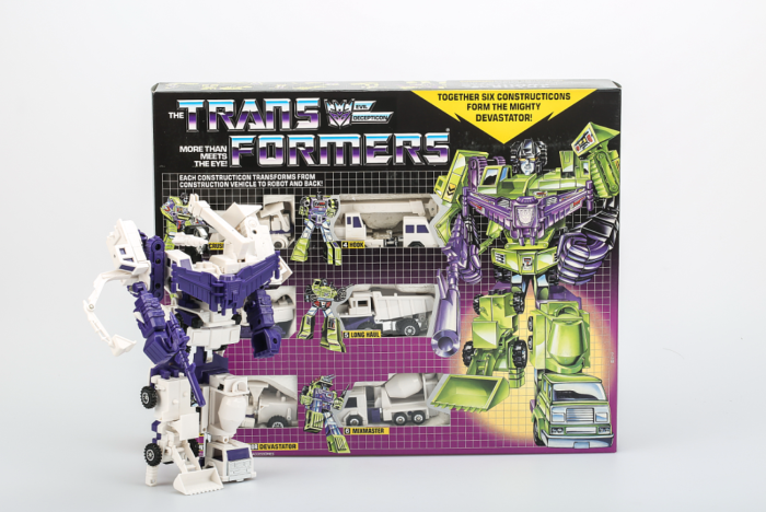 TRANSFORMERS G1 Reissue White Devastator brand new Kids Toy Action Figure Free Shipping