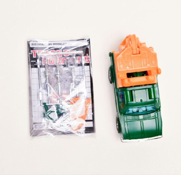 TRANSFORMERS G1 Reissue Hoist brand new Kids Toy Action Figure Free Shipping