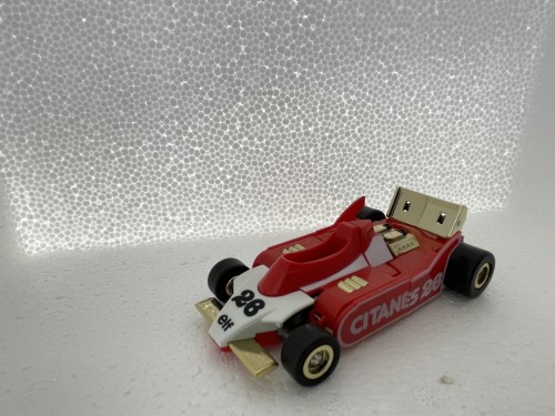 TRANSFORMERS G1 Reissue Red Gold Mirage brand new Kids Toy Action Free Shipping