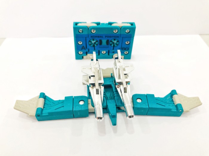 TRANSFORMERS G1 Reissue cassettes Squawktalk Beastbox & Slugfest Overkill sets