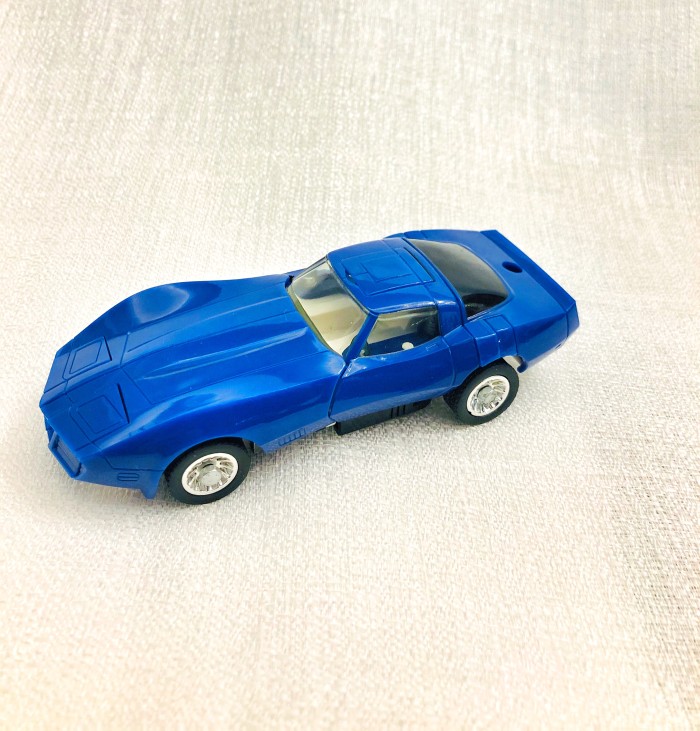 TRANSFORMERS G1 Reissue Tracks brand new Kids Toy Action Figure Free Shipping