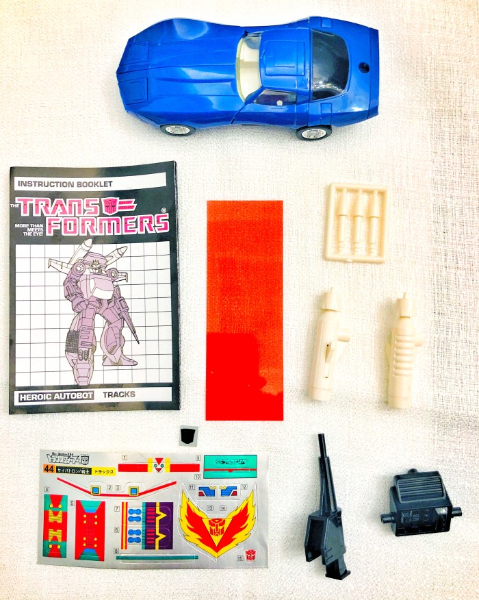 TRANSFORMERS G1 Reissue Tracks brand new Kids Toy Action Figure Free Shipping