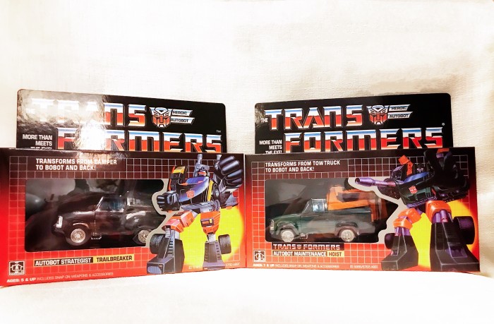 Transformers G1 reissue Trailbreaker and Hoist Brand New Free Shipping