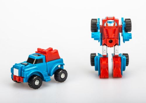 TRANSFORMERS G1 Reissue Gears brand new Kids Toy Action Figure Free Shipping