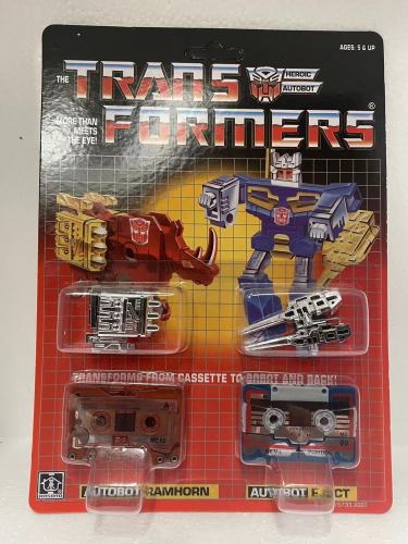 TRANSFORMERS G1 Reissue Autobot cassettes Ramhorn and Eject Brand New carded Free Shipping